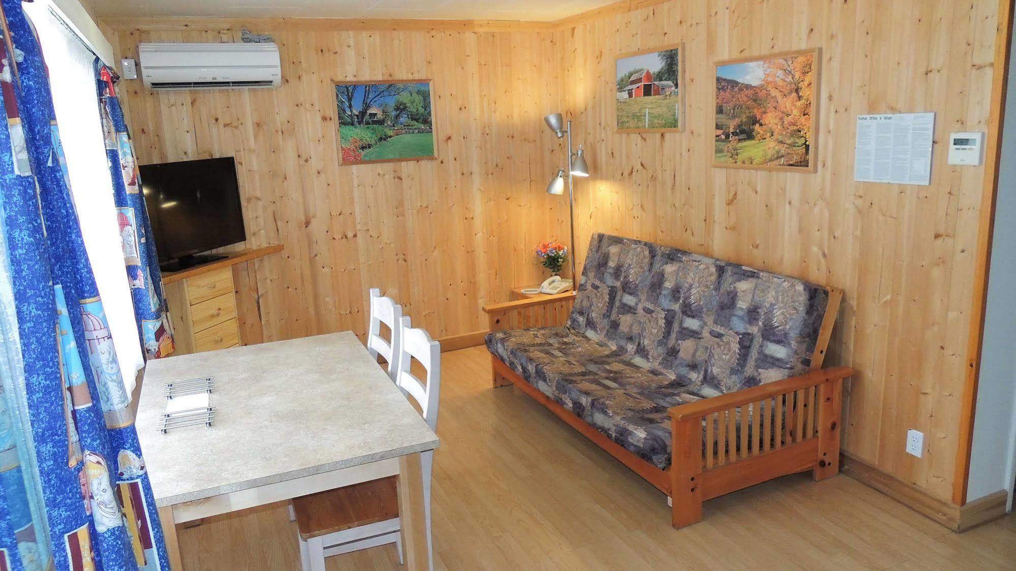 Viewpoint Rv & Cottages 鲑鱼湾 外观 照片